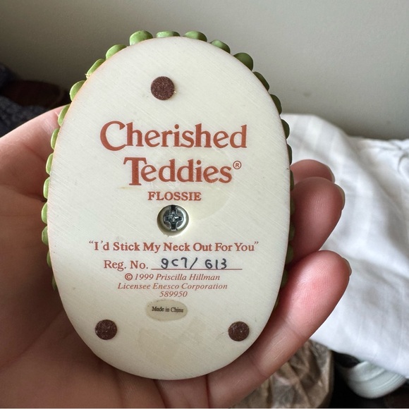 vintage 1999 Cherished Teddies figurine Carousel Flossie - Picture 6 of 6